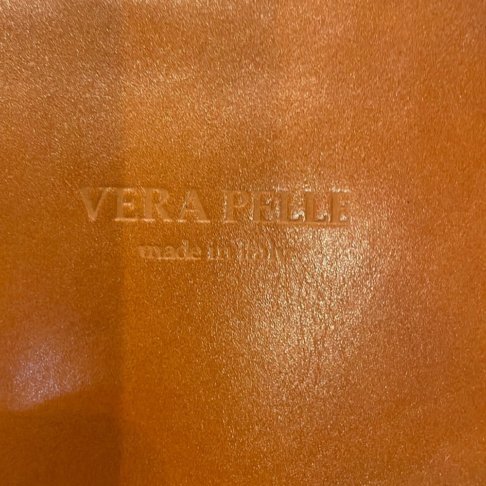 Vera Pelle Crossbody